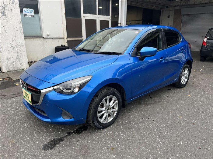 2015-mazda-demio