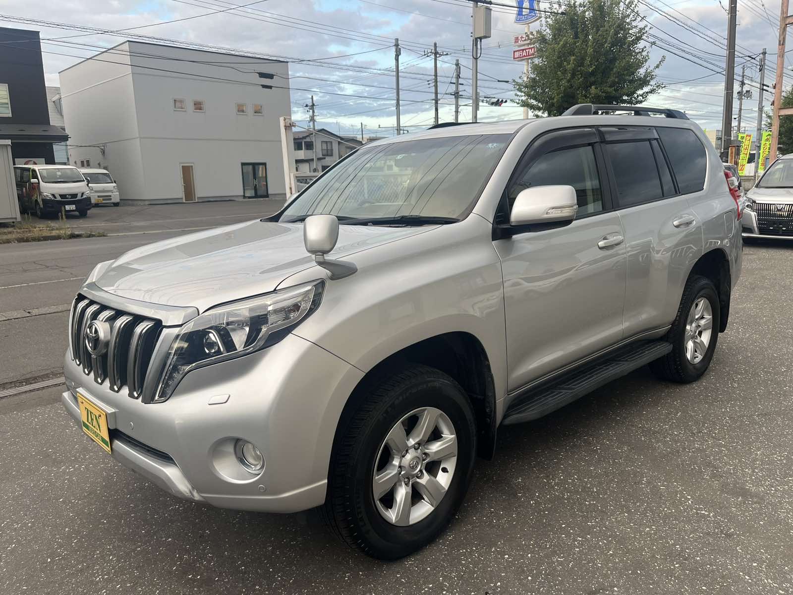 2015-toyota-land-cruiser-prado