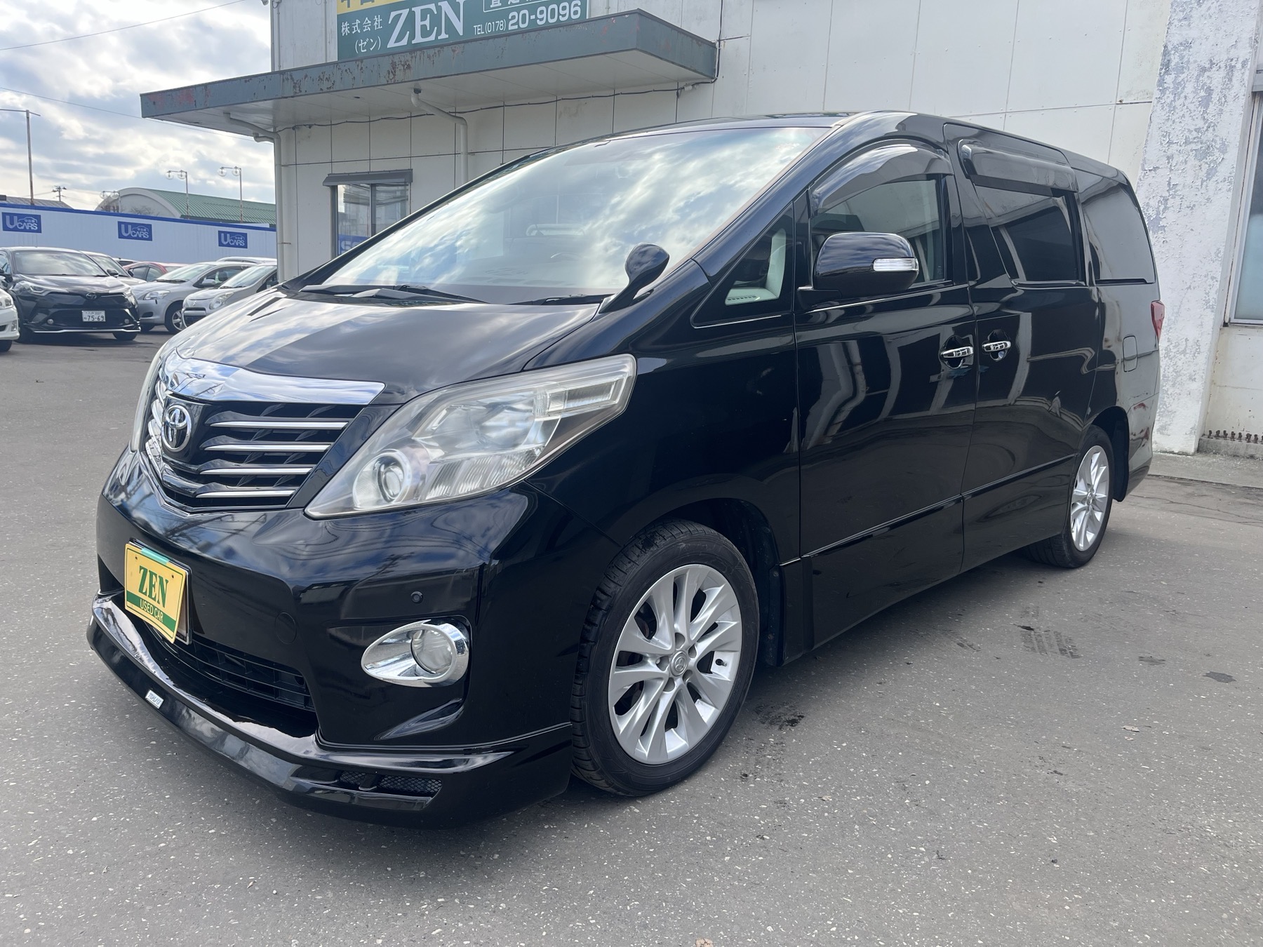 2010-toyota-alphard