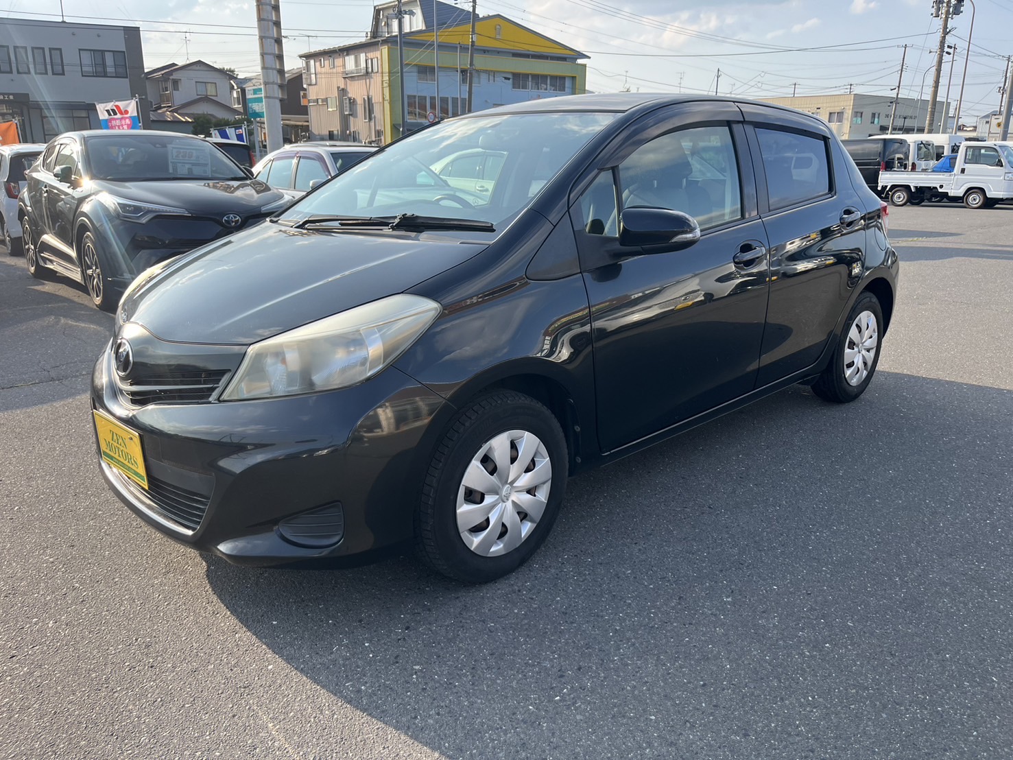 2012-toyota-vitz