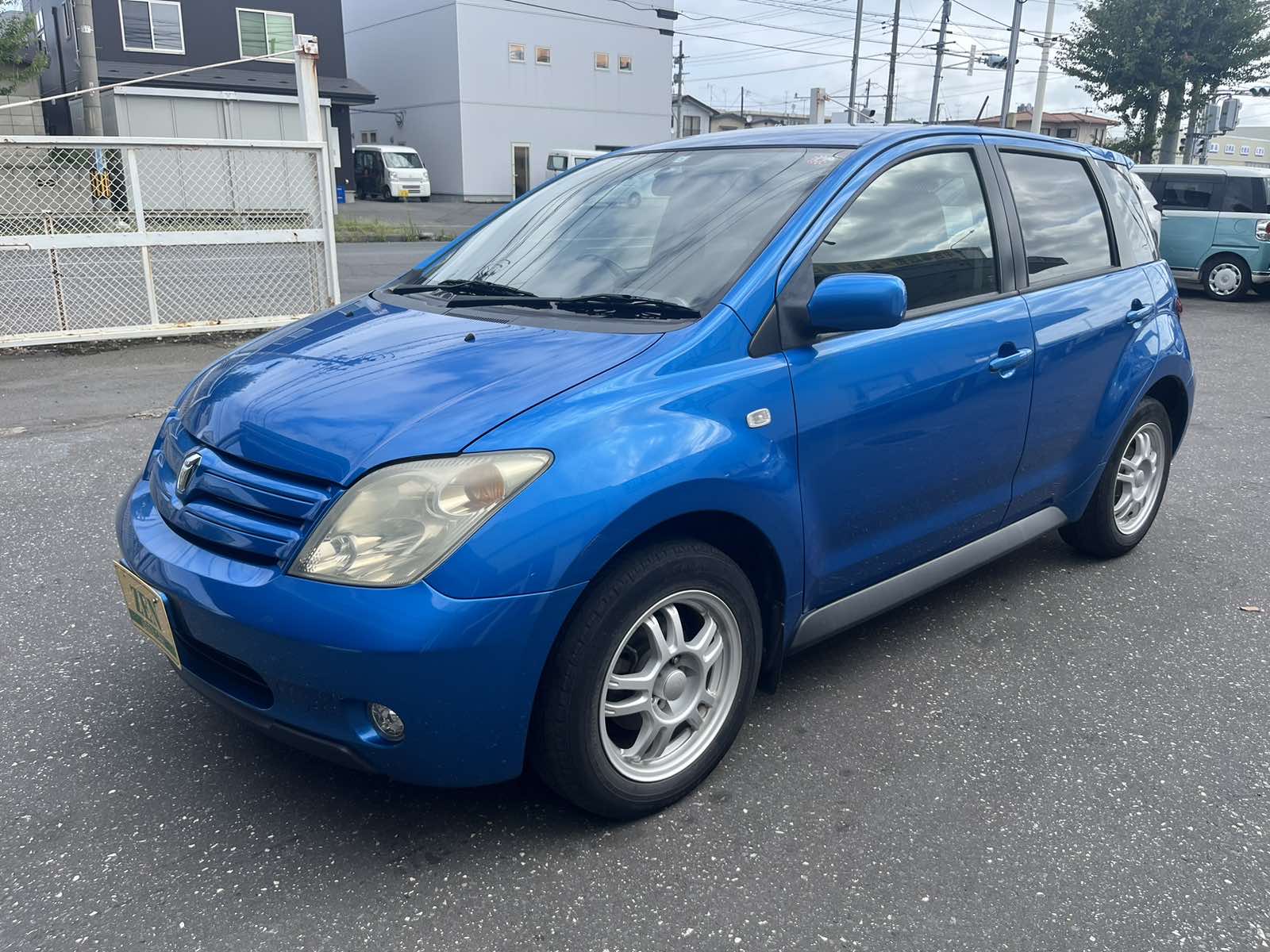 2002-toyota-ist