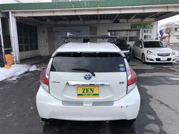 Used 2017 Toyota AQUA for sale - Zen Co. Ltd.