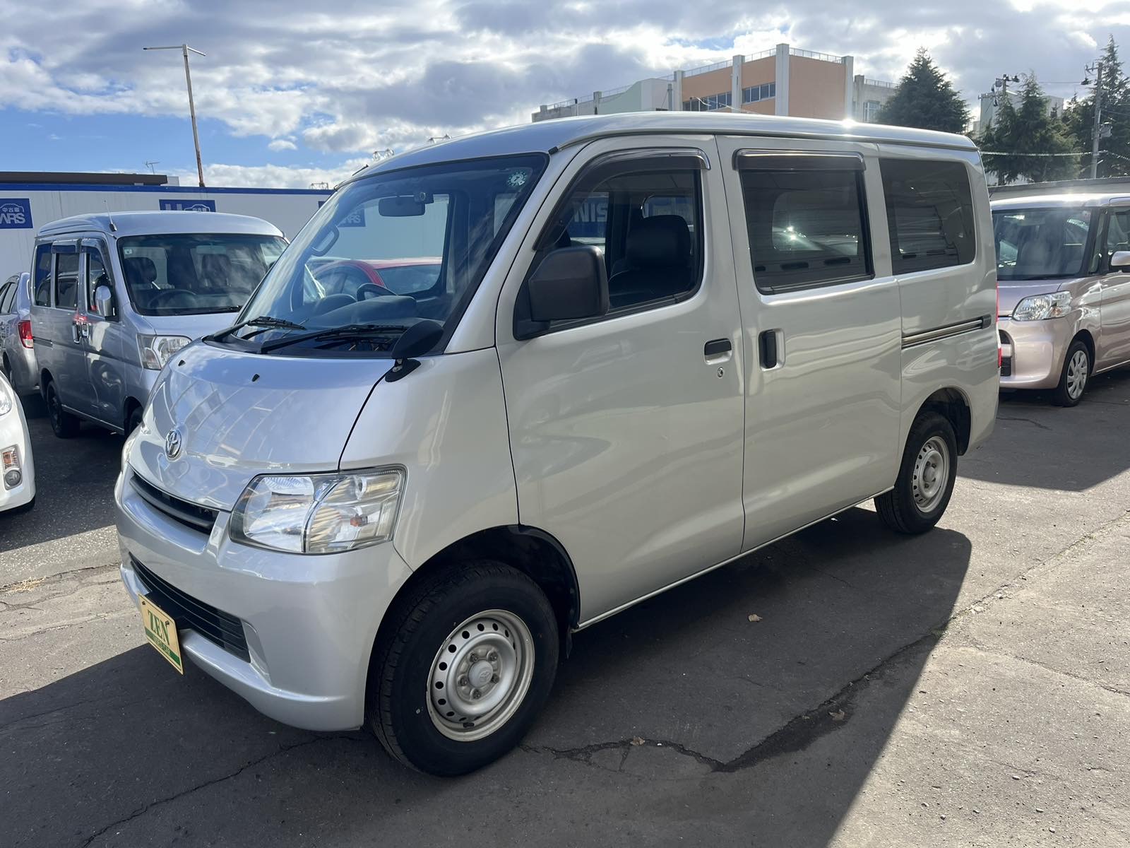 2018-toyota-liteace-van