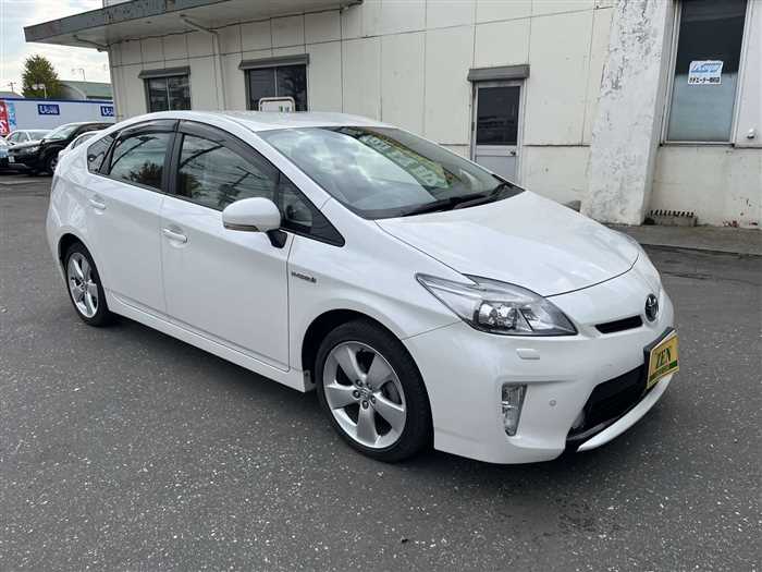 Used 2012 Toyota Prius for sale - Zen Co. Ltd.